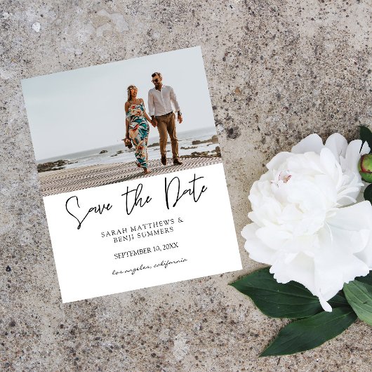 De Typografie van de Foto van de begroting sparen Flyer