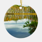 De U. P.: Herfstherfst Birch Tree Reflections Keramisch Ornament (Voorkant)