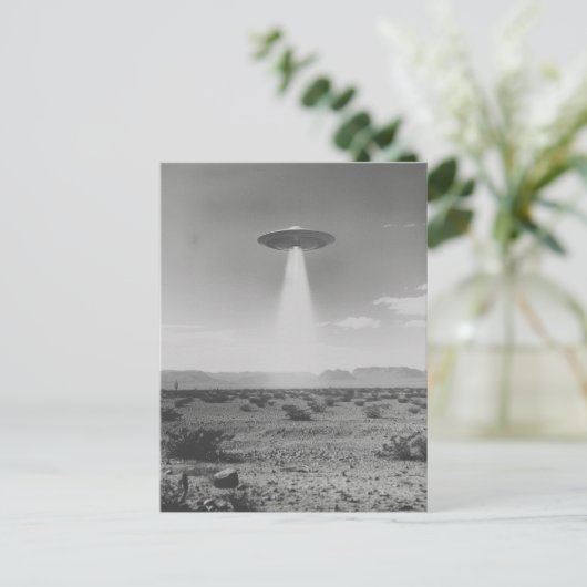 De UFO in de woestijn zwart-wit Briefkaart (Staand voorkant)