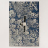 De uitdagende Draak SpaceX in de Wolken Legpuzzel (Verticaal)