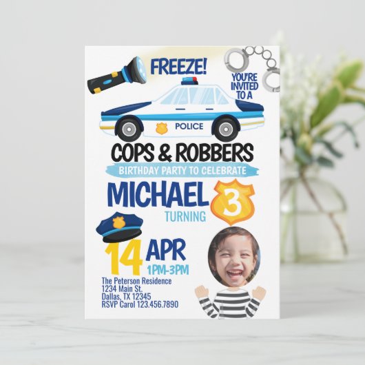 De Uitnodiging van de Partij van Cops en Robbers B (Staand voorkant)