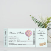 De Uitnodiging van het baby shower, Aandacht wacht (Staand voorkant)