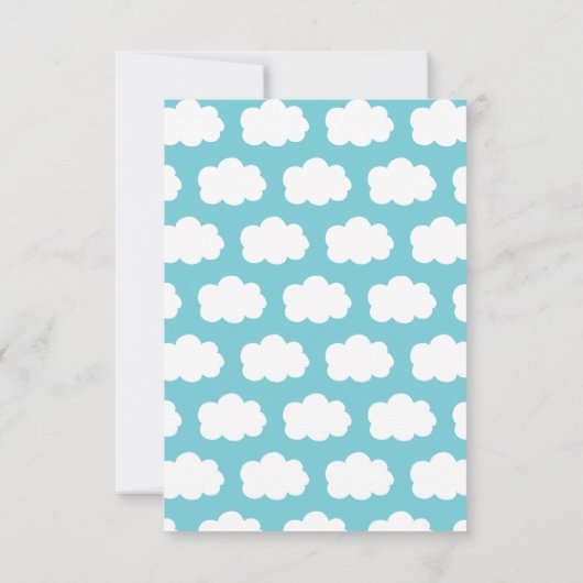 De uitnodiging van het feest met schattige wolken (Achterkant)