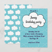 De uitnodiging van het feest met schattige wolken (Voorkant / Achterkant)