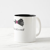 De Upside Down Uil op een Broom Halloween Mok (Voorkant rechts)