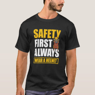 De veiligheid Draag altijd een helmwinkelwagen for T-shirt