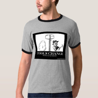 De Verandering van hulpmiddelen T T-shirt