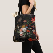 De verbouwde Bouquet door Abraham Mignon Tote Bag (Dichtbij)