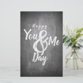 De verjaardag van de groeten op het bord (Staand voorkant)