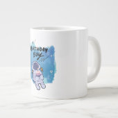 De Verjaardagsruimtevaarder Grote Koffiekop (Voorkant rechts)