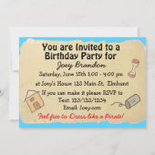 De verjaardagsuitnodiging van de jongen met pirate kaart (Achterkant)