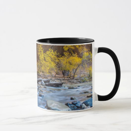 De vernauwing van de Virgin River in de herfst Mok (Rechts)