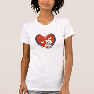 De verpleegster draagt met de T-shirts en de