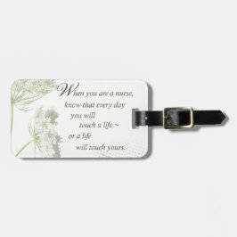 De verpleegster raakt een leven met wilde bloemen  bagagelabel