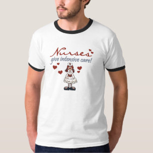 De verpleegsters geven de t-shirts en de Giften