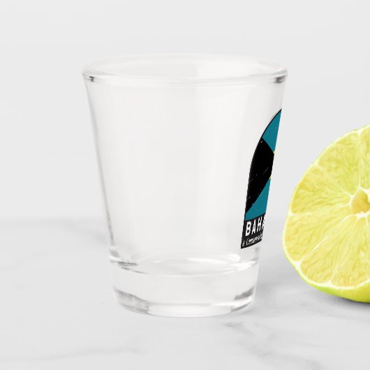 De vlag van de Bahama's is  Shot Glas (Links)