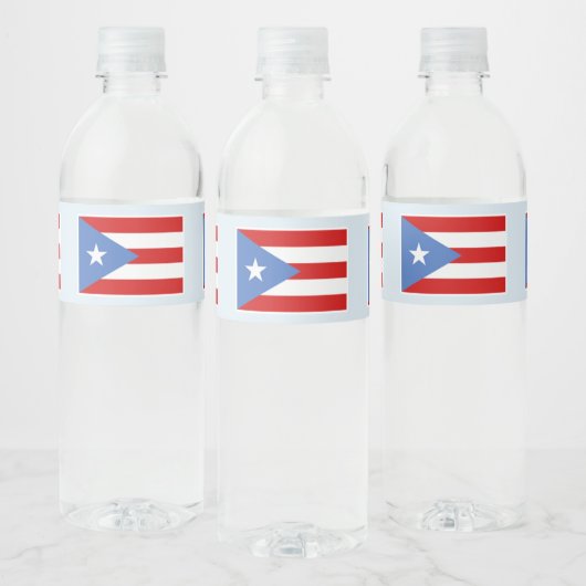 De vlag van Puerto Rico op lichtblauw Waterfles Etiket (Flessen)