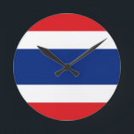 De Vlag van Thailand Ronde Klok<br><div class="desc">Ik houd van de manier waarop dit eruit ziet en ik hoop u ook!  Bedankt voor langs het ophouden!  Voel vrij om dit aan te passen om aan uw behoeften te voldoen.  Heb een prachtige dag!</div>