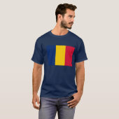 De vlag van Tsjaadse Mannen T-Hemden. T-shirt (Voorkant volledig)