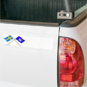 De vlaggen van Zweden en Gotlands län Bumpersticker (Op Truck)