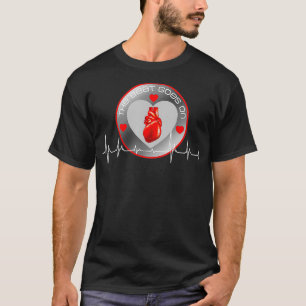 De vlek gaat aan na herstel van de openhartchirurg t-shirt