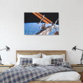 De vleugels van Canadarm2 en zonnepanelen Canvas Afdruk (Insitu (Slaapkamer))