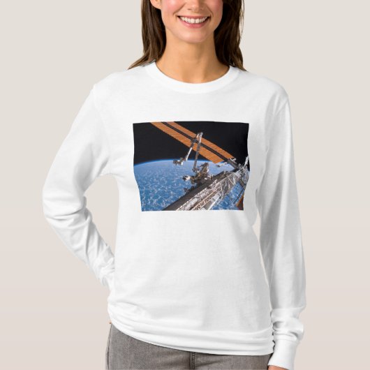 De vleugels van Canadarm2 en zonnepanelen T-shirt (Voorkant)