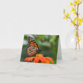 De Vlinder van de monarch op Bloem Kaart (Gele Bloem)