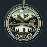 De Vogezen France Badge Keramisch Ornament<br><div class="desc">De Vogezen in een vectorkunststijl. De Vogezen zijn een middelgroot gebergte in het oosten van Frankrijk,  dicht bij de grens met Duitsland.</div>