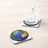 De volledige aarde toont topografische gegevens. bier onderzetter (Rechterzijde)