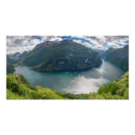 De volledige Geirangerfjord in panorama-druk Foto Afdruk