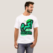 De voornaam Akram in de Arabische kalligrafie T-shirt (Voorkant volledig)