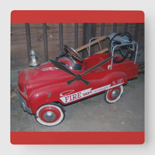 De Vrachtwagen van de Brand van het Speelgoed van Vierkante Klok