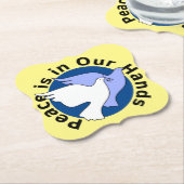 DE VREDE LIGT IN ONZE HANDEN KARTONNEN ONDERZETTERS (Gekanteld)