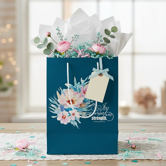 De vreugde van de Heer bloemstuk Medium Cadeauzakje