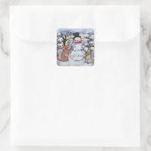 De vriendschap tussen sneeuwman, hond en kat | gra vierkante sticker (Tas)