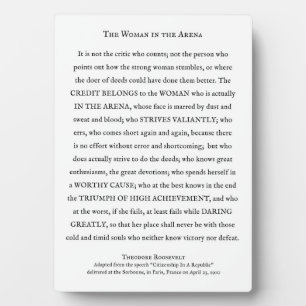 De vrouw in het Arena-inspirerend cadeau aan vrouw Fotoplaat