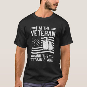 De vrouw van de veteraan is een trotse Amerikaanse T-shirt