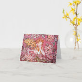 De Vrouw van Mucha onder de Kaarten van de Nota (Gele Bloem)