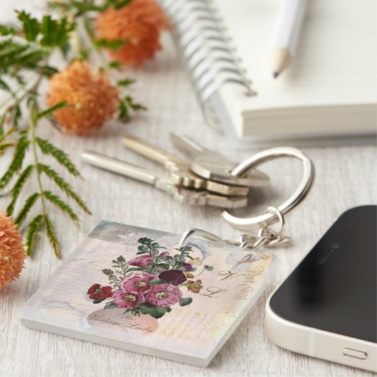 De  Vrouwe Vaas + Monogram Sleutelhanger (Voorkant Rechts)