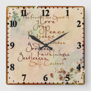 De vruchten van de gedistilleerde drank vierkante klok