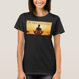 De waarheid wordt gevonden in de stilte Vrouwen T-shirt