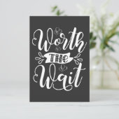 De Wachtoutfit waard, Rainbow Baby aankondiging (Staand voorkant)