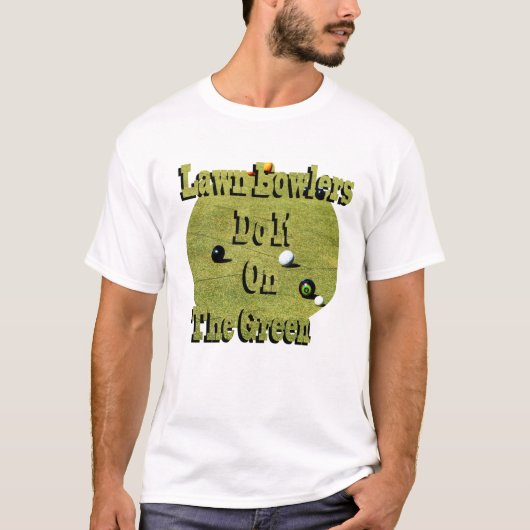 De wandelaars doen het op groen, grappig t-shirt (Voorkant)