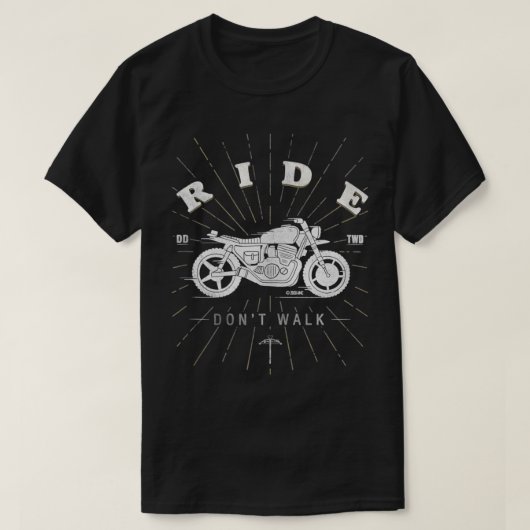 De wandelende dode Daryl Ride loopt niet door T-shirt (Design voorkant)