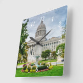 De wandklok van het Missouri Capitol (Hoek)