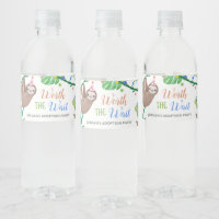 De waterfles van de partij die wacht op adoptie