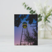 De watertoren van Gruene met de paarse avondlucht Briefkaart (Staand voorkant)