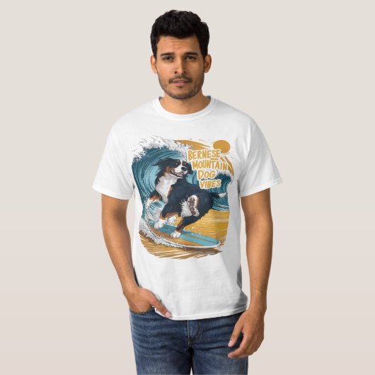 De Wave Rider Berner Mountain Dog Surfen T-shirt (Voorkant volledig)