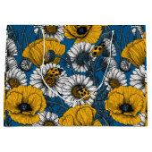 De weide is geel en blauw groot cadeauzakje (Voorkant)